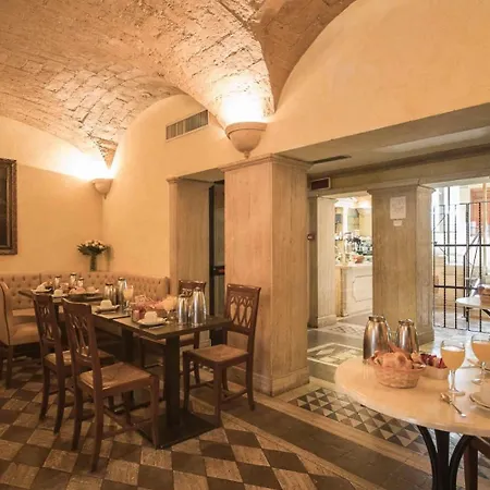 Donatello Otel 3*