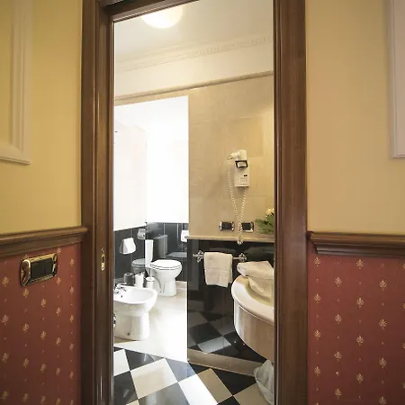 Donatello Szálloda Róma