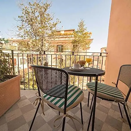 Donatello Hotel 3*