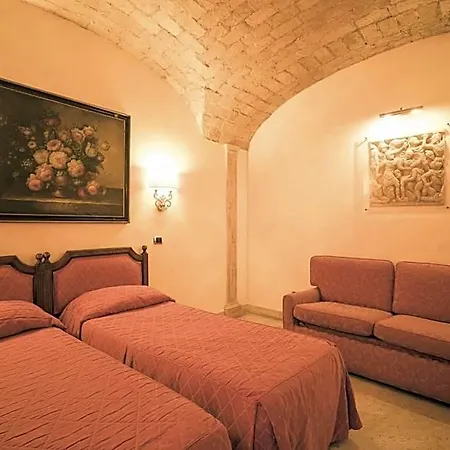 Donatello Hotel